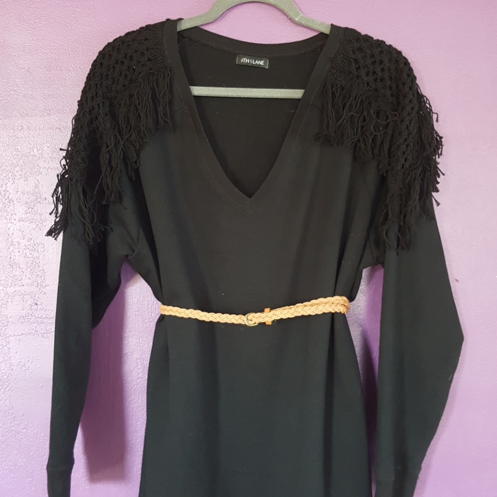 Black v-neck dress with crochet/fringe arms